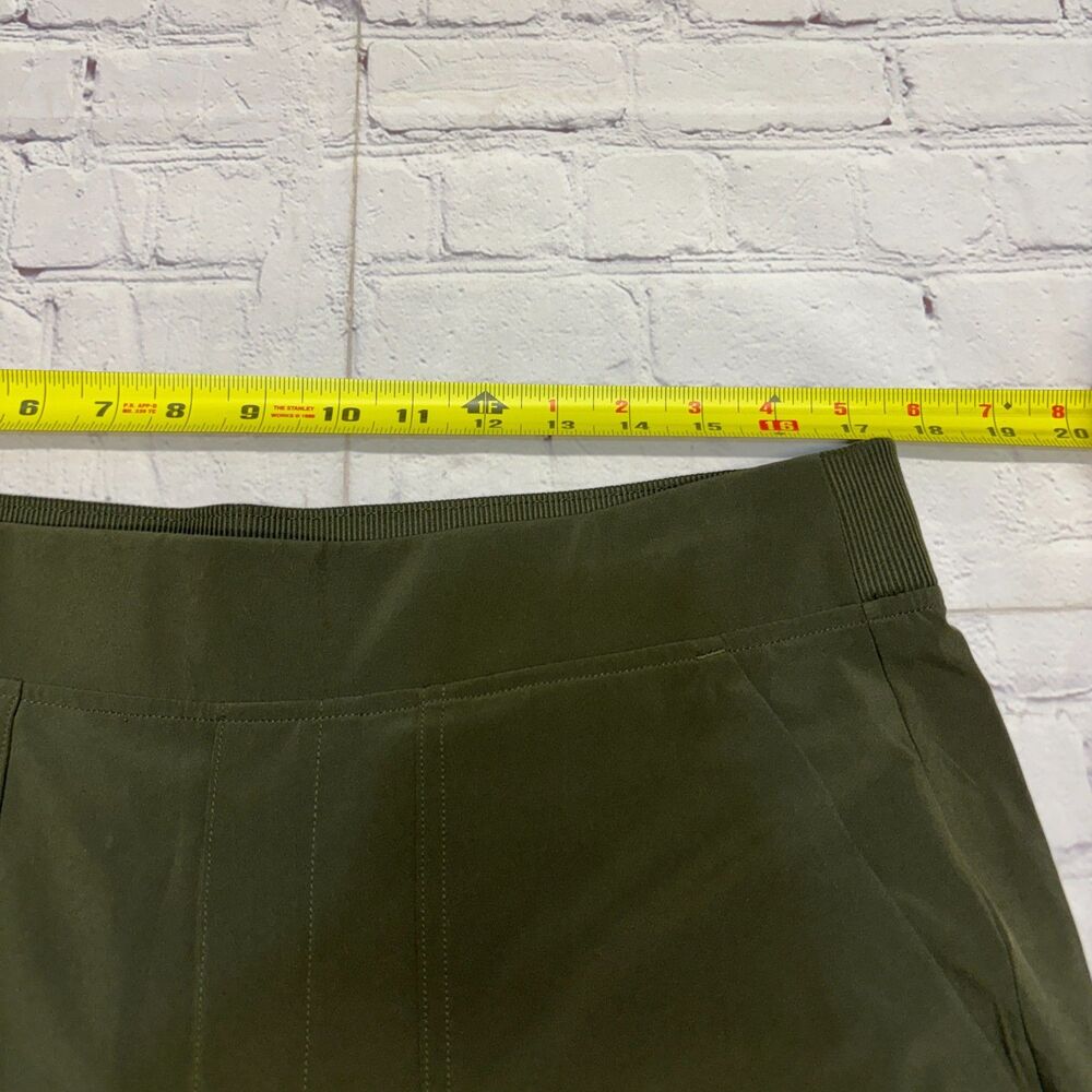 Athleta Brooklyn Mid Rise Ankle Utility Pants Size 14 Aspen Olive SP24 D132 -16 - Picture 4 of 16